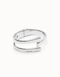 Bangle bracelet