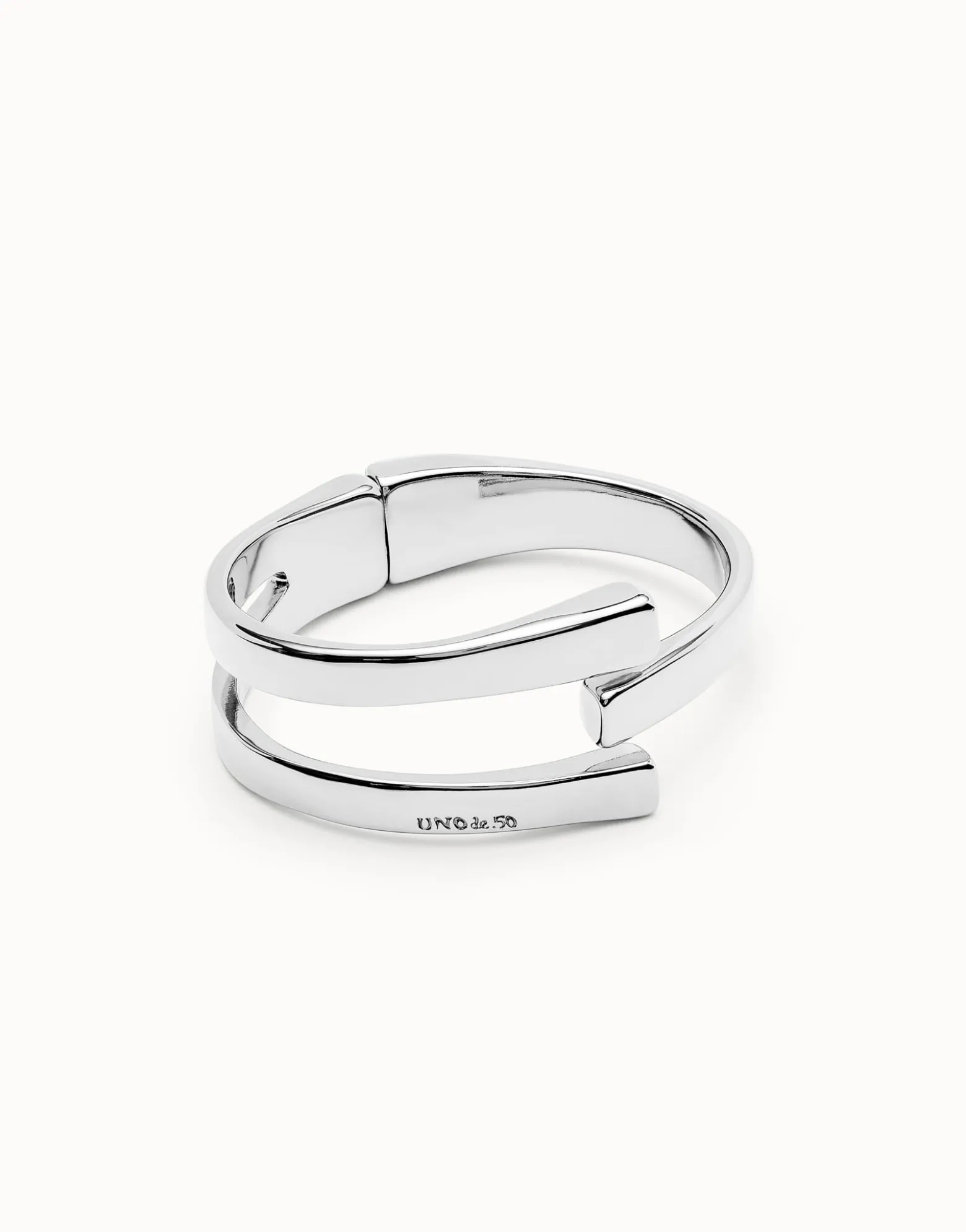 Bangle bracelet