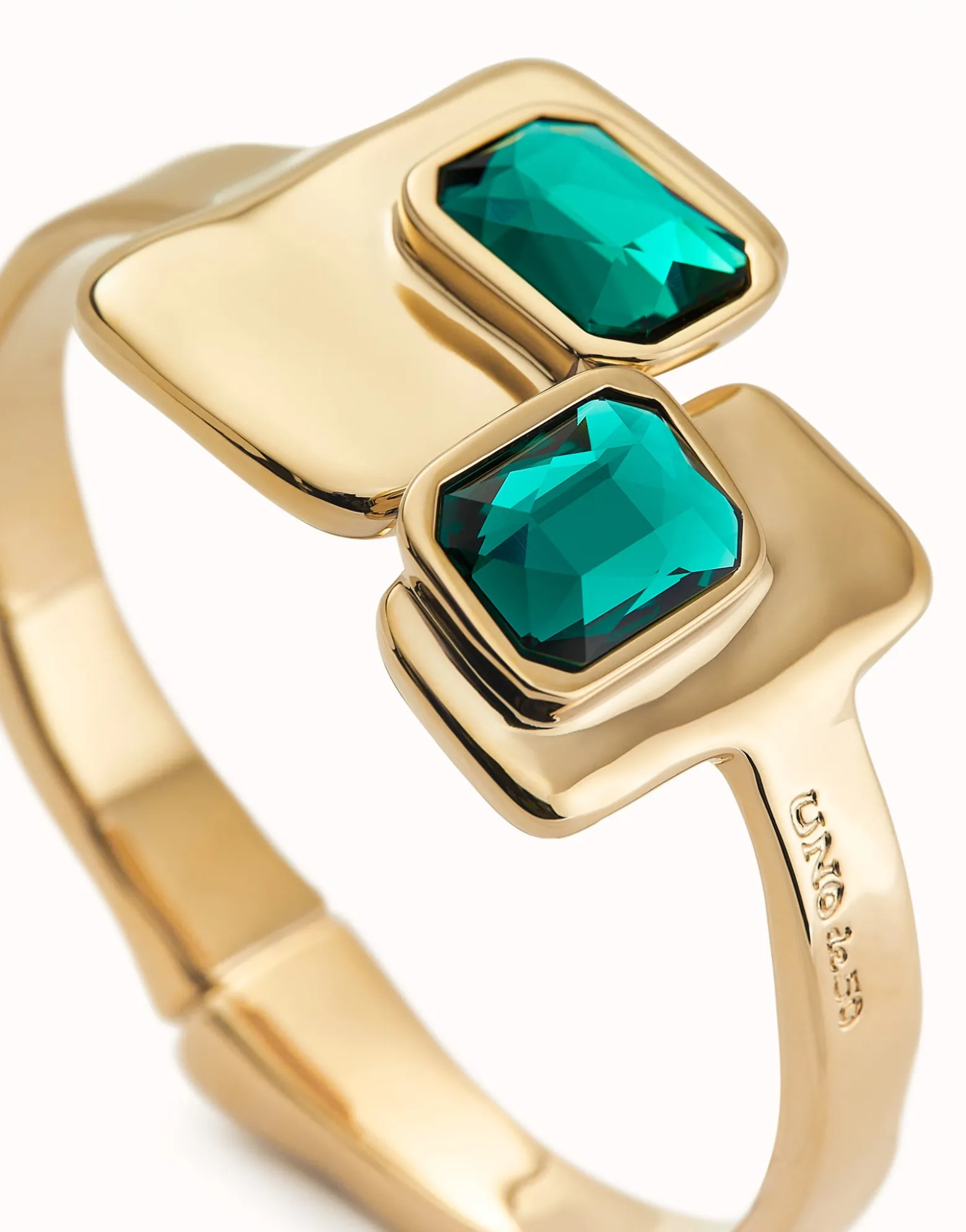 Bangle bracelet with green crystals
