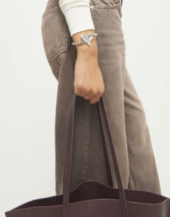 Bangle bracelet with heart detail