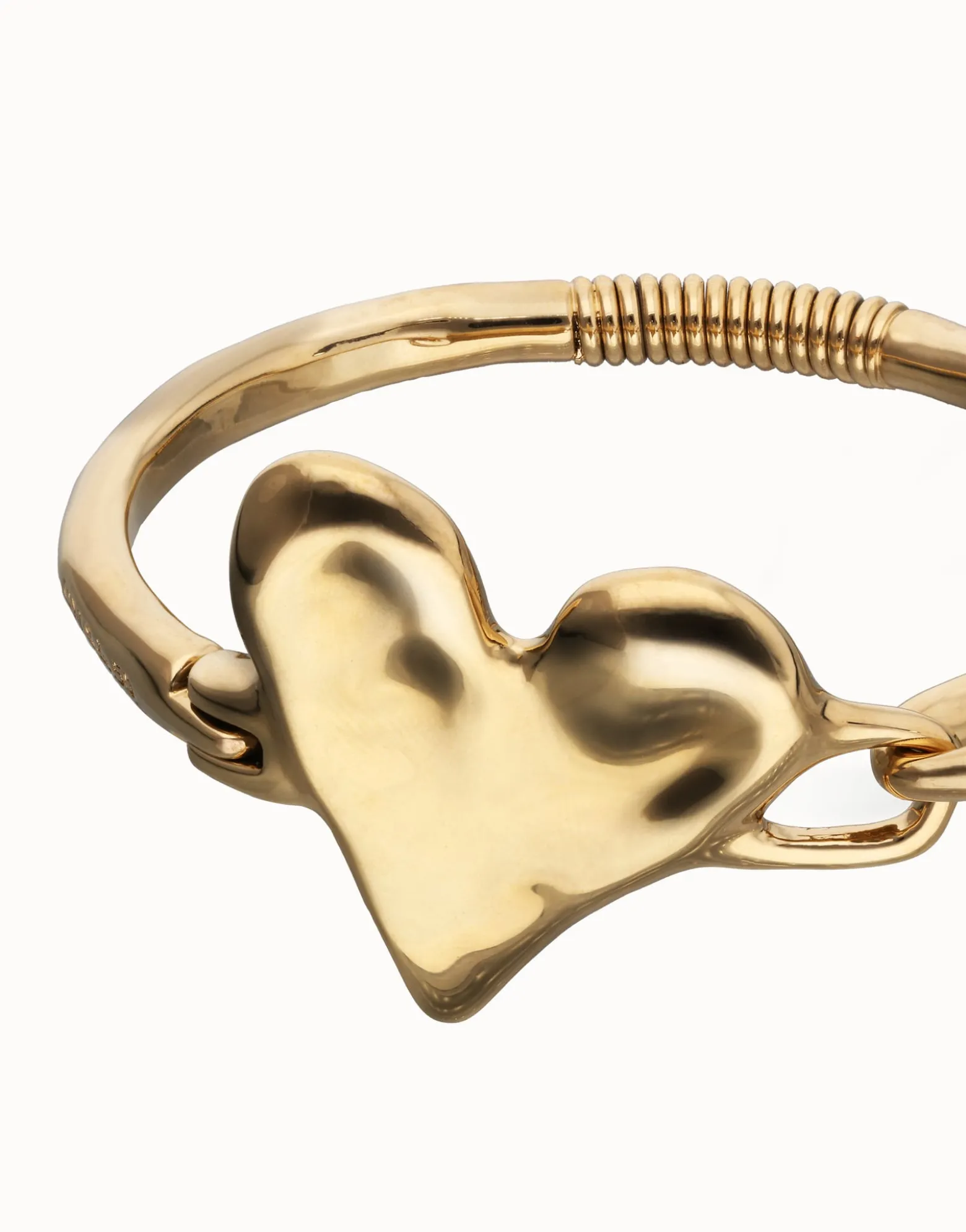 Bangle bracelet with heart detail