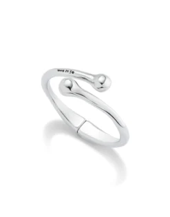 Bangle bracelet with inner spring