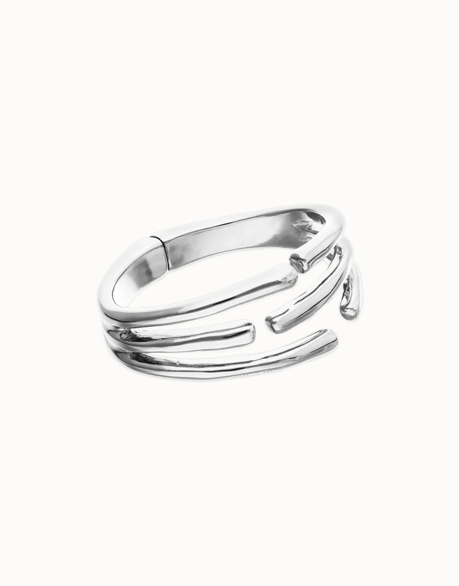 Bangle bracelet with multiple intertwined organic shapes
