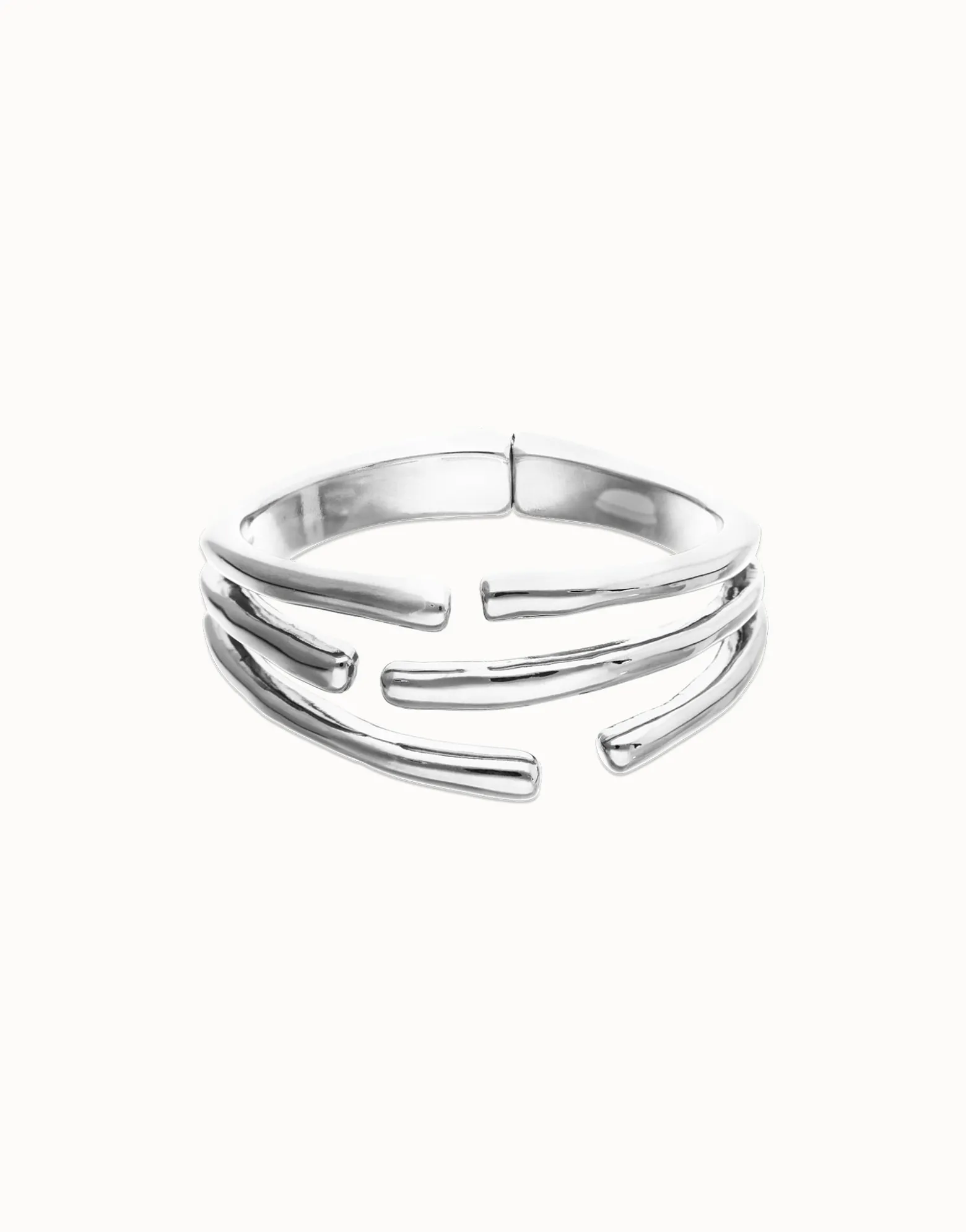 Bangle bracelet with multiple intertwined organic shapes
