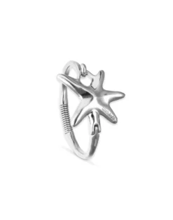 Bangle bracelet with starfish
