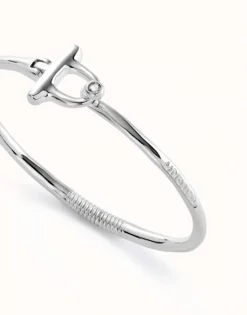Bangle bracelet with white topaz