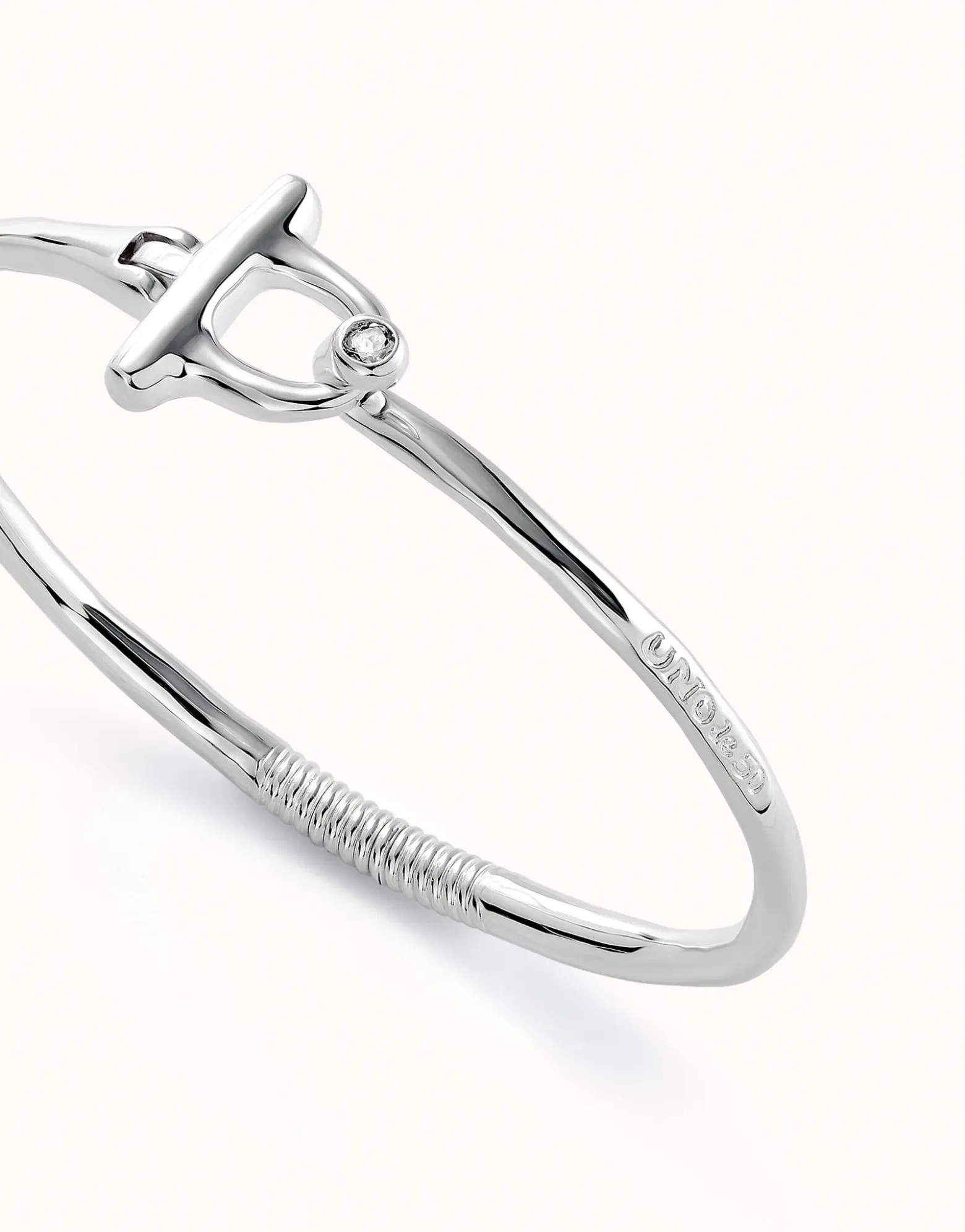 Bangle bracelet with white topaz