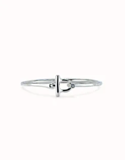 Bangle bracelet with white topaz