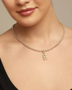 Beaded chain necklace