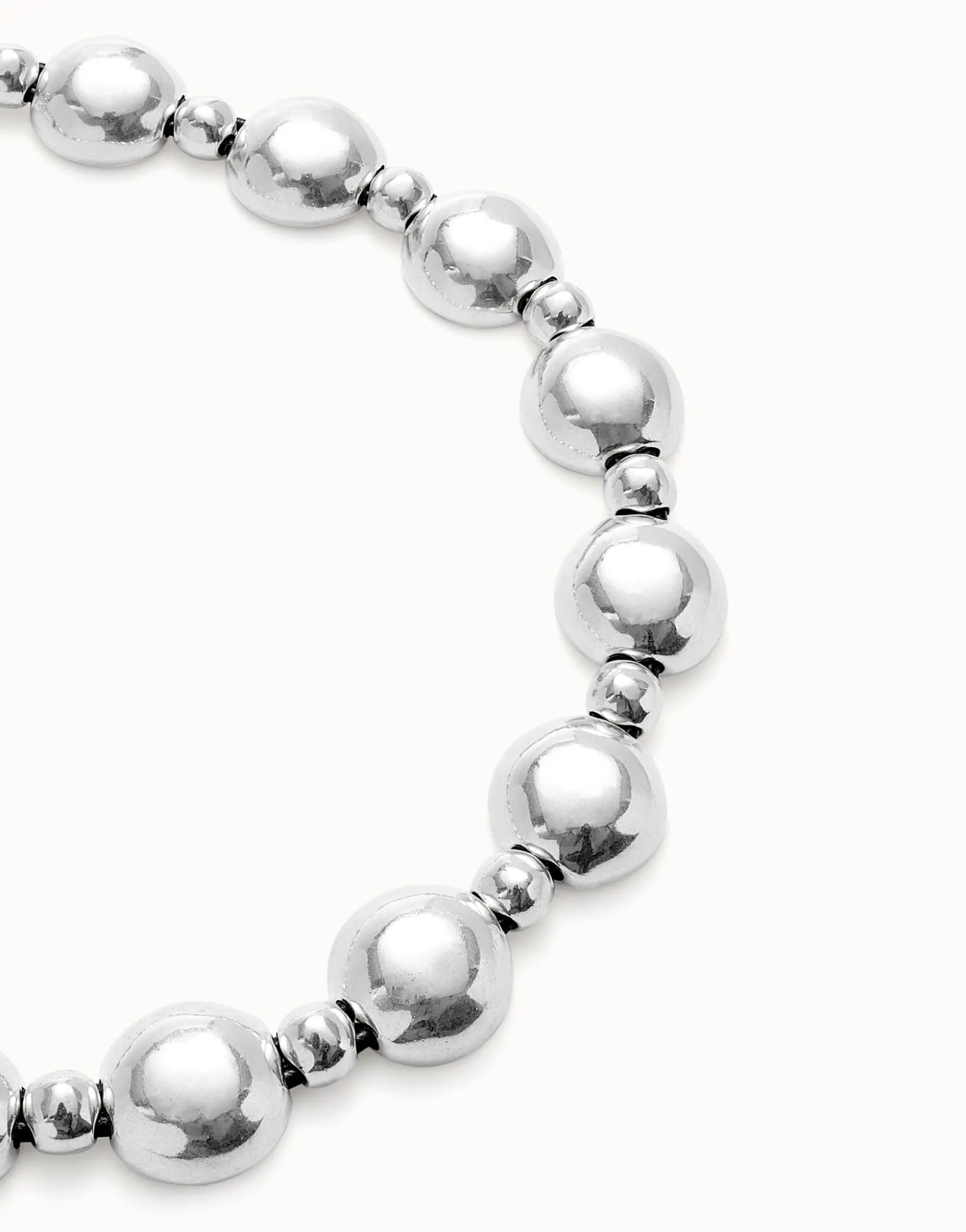 Beaded necklace with larger central bead