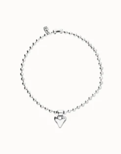 Bead necklace with heart detail
