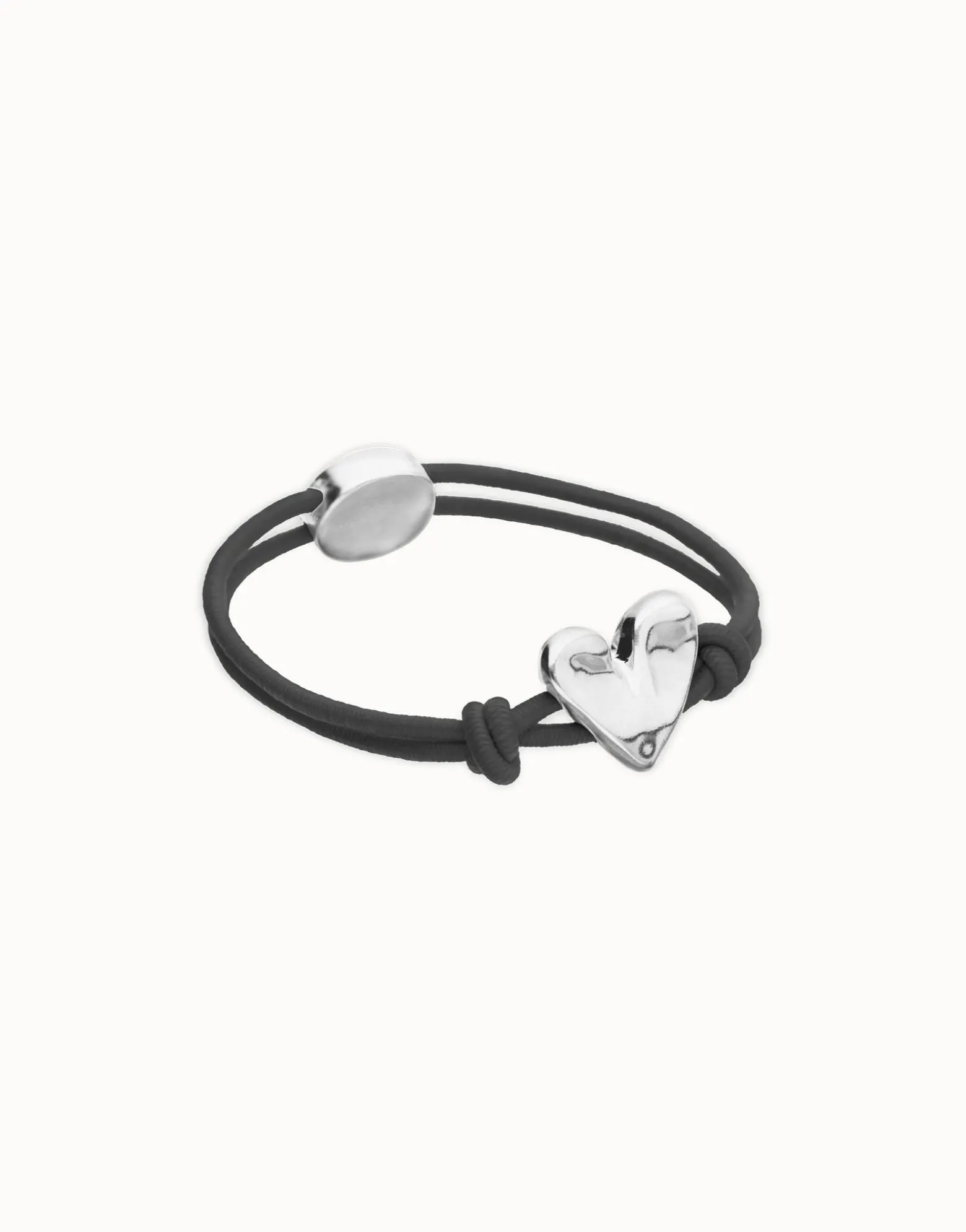 Black elastic thread bracelet with heart