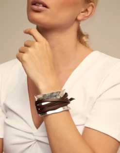 Bracelet with leather straps