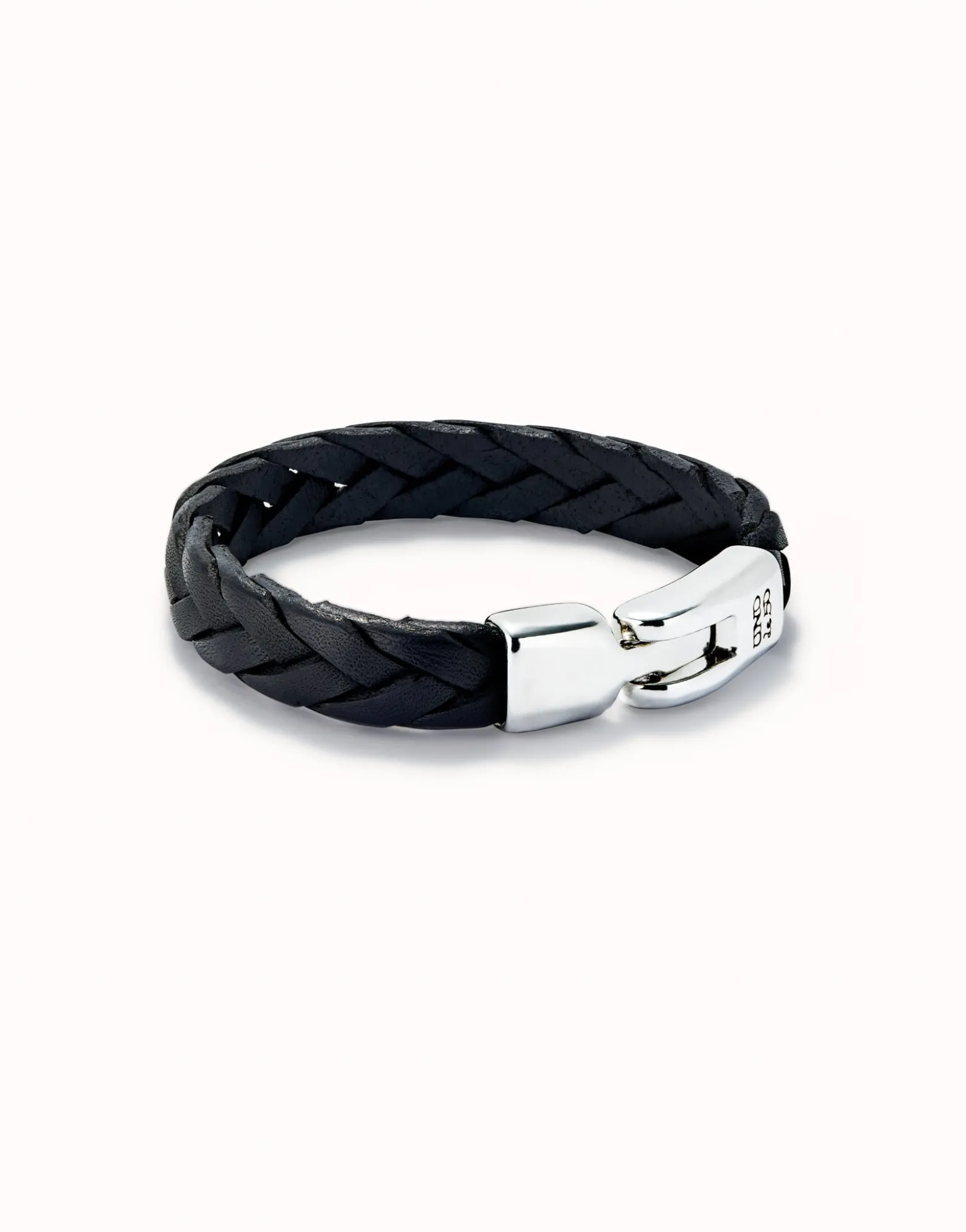 Braided bracelet with clasp