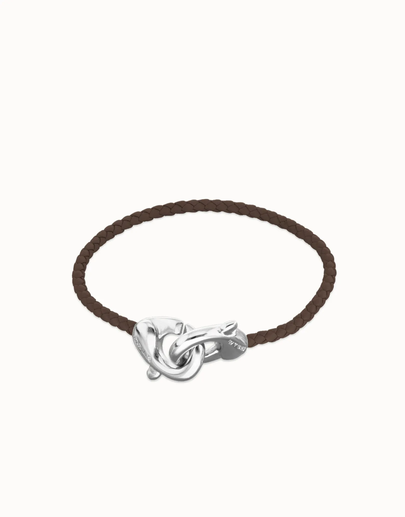 Brown leather bracelet with interlocking carabiner