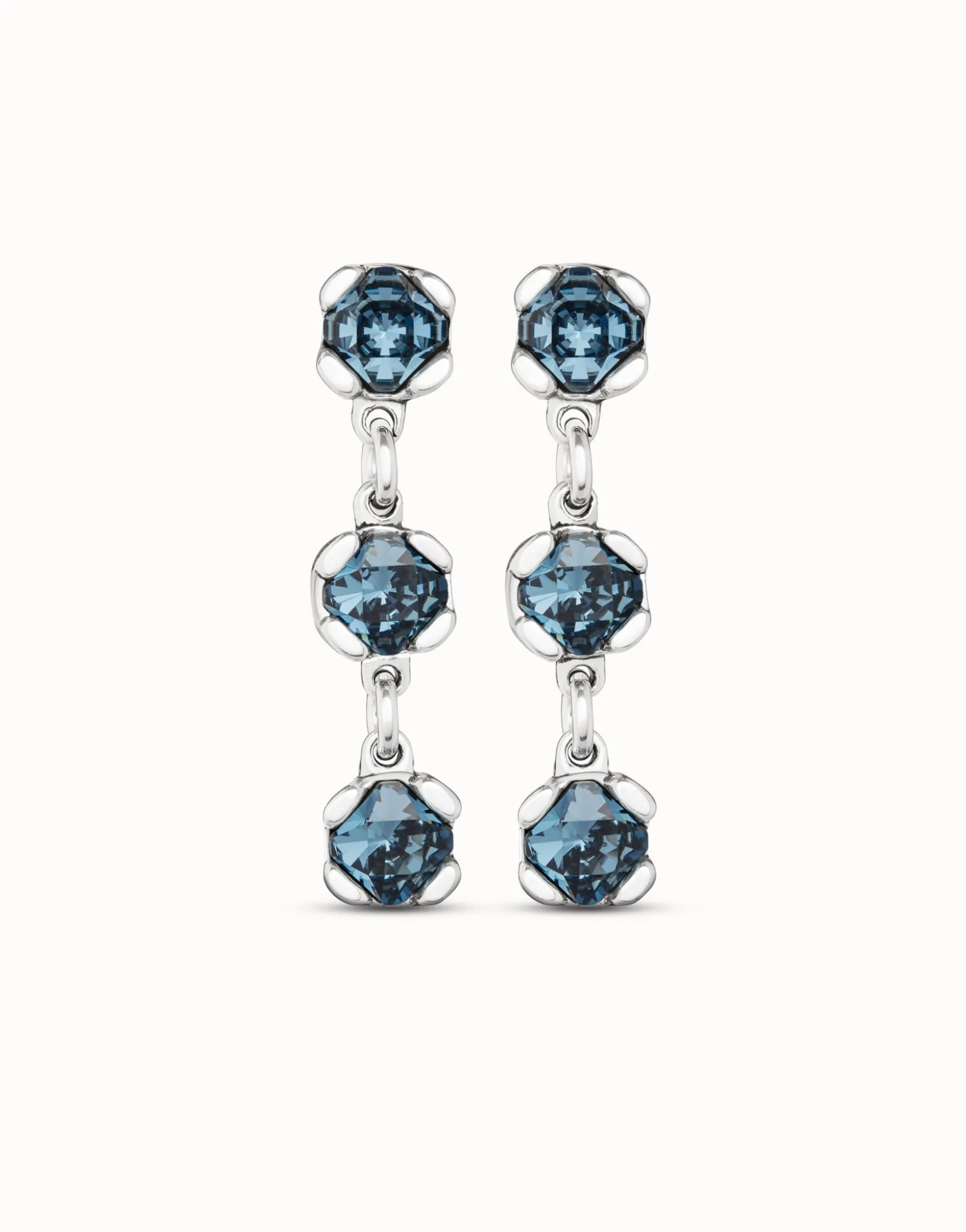 Drop earrings with blue crystals