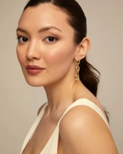 Drop earrings with 3 links