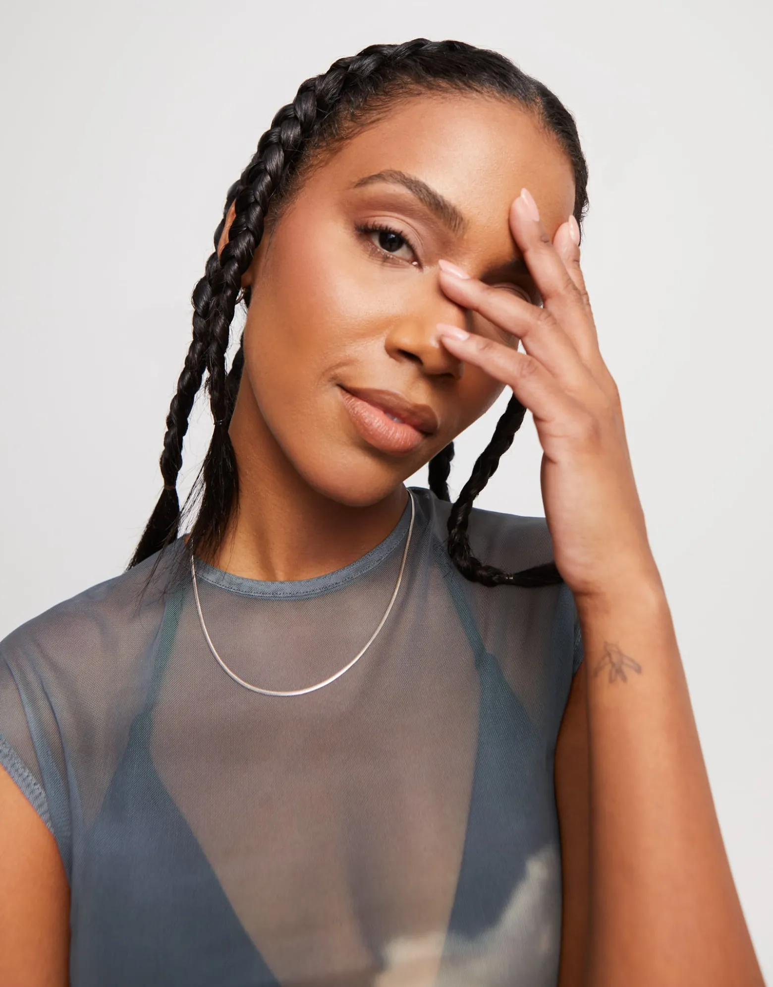 Flat chain charm necklace
