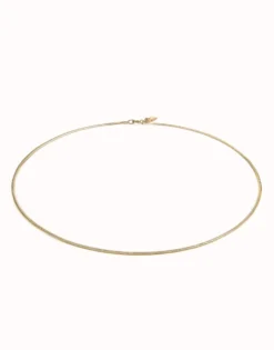 Flat chain charm necklace