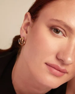 Hoop earrings with multicolor crystal