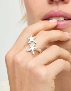 Intertwined starfish ring