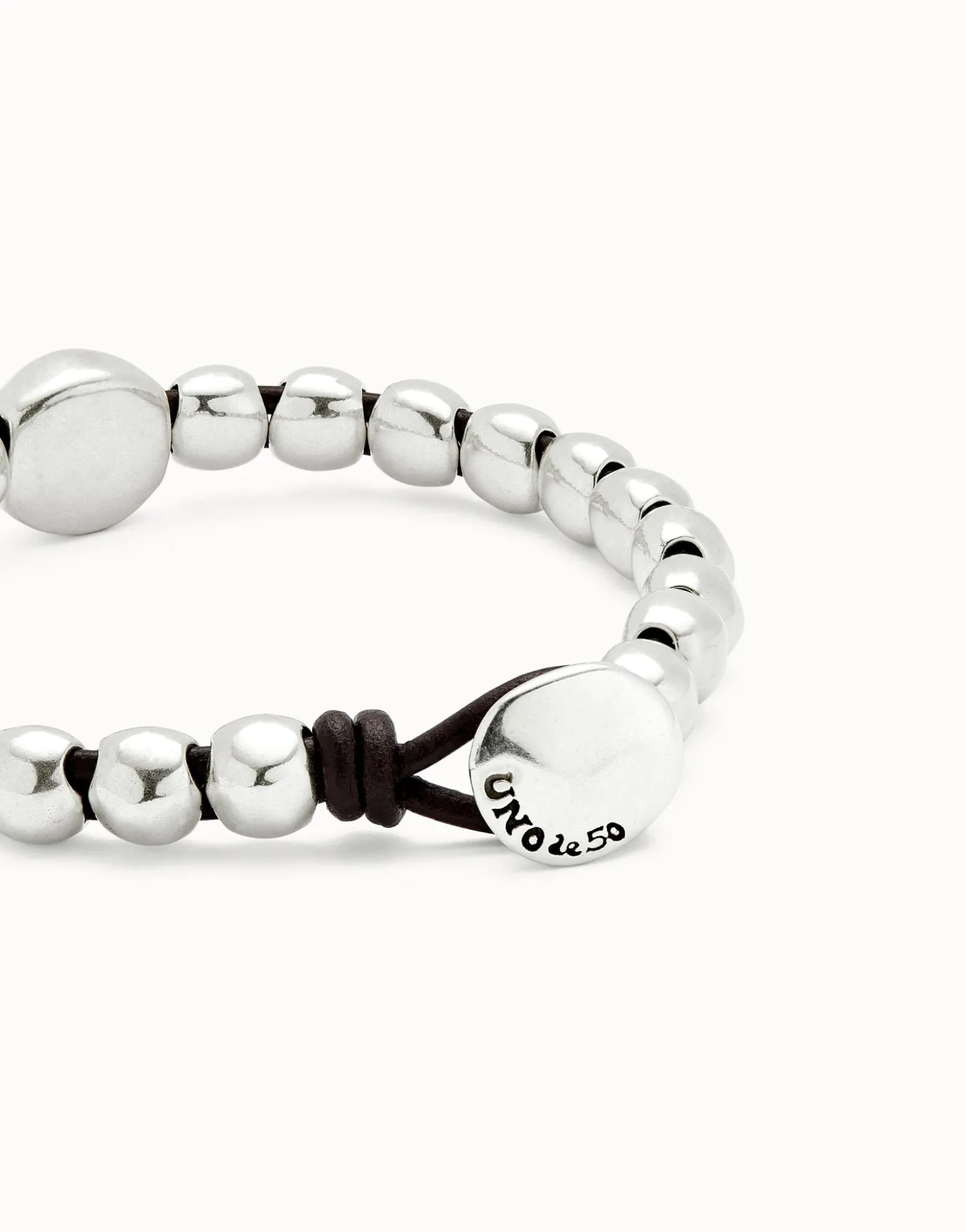 Leather bracelet with a large bead