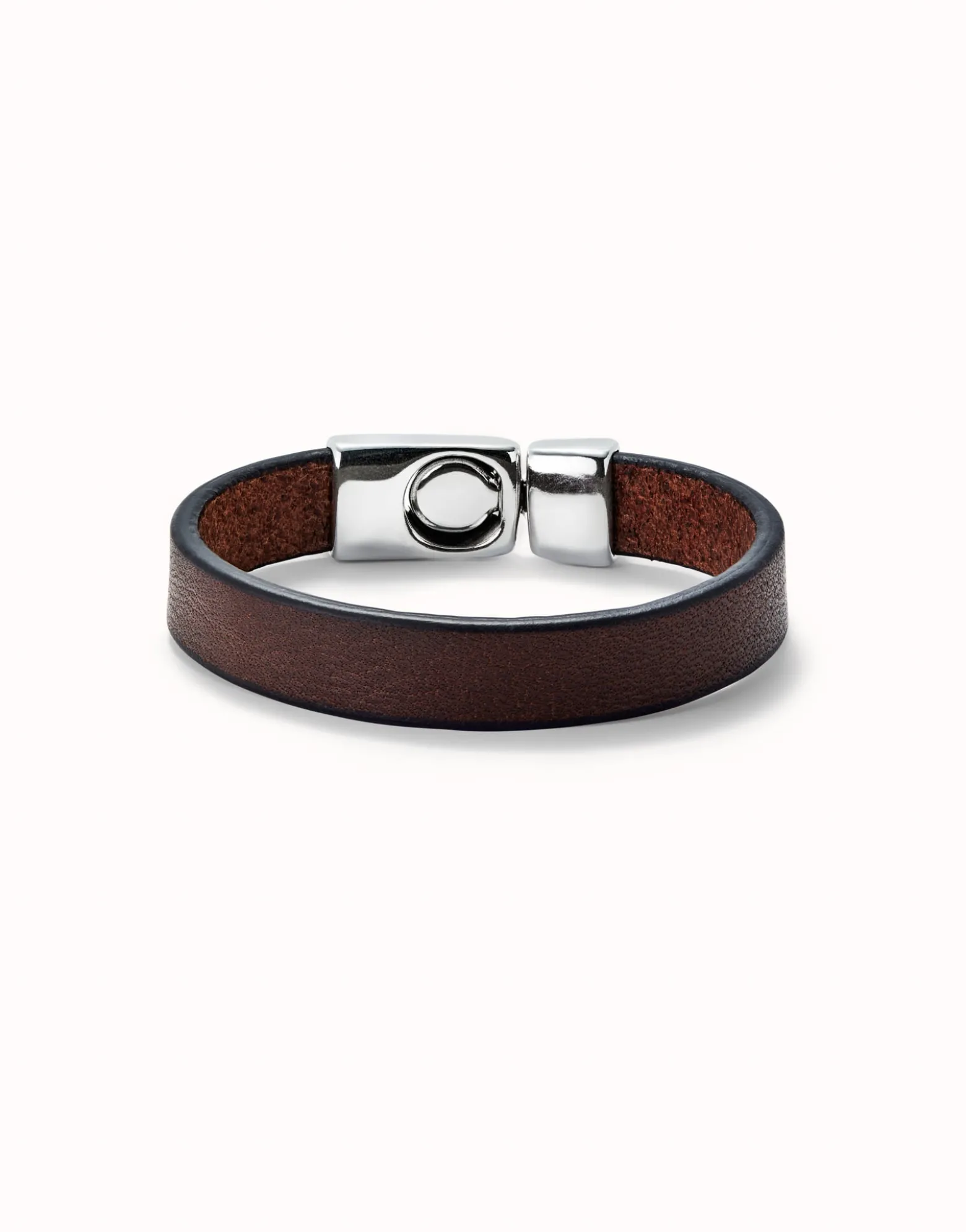 Leather bracelet with clasp