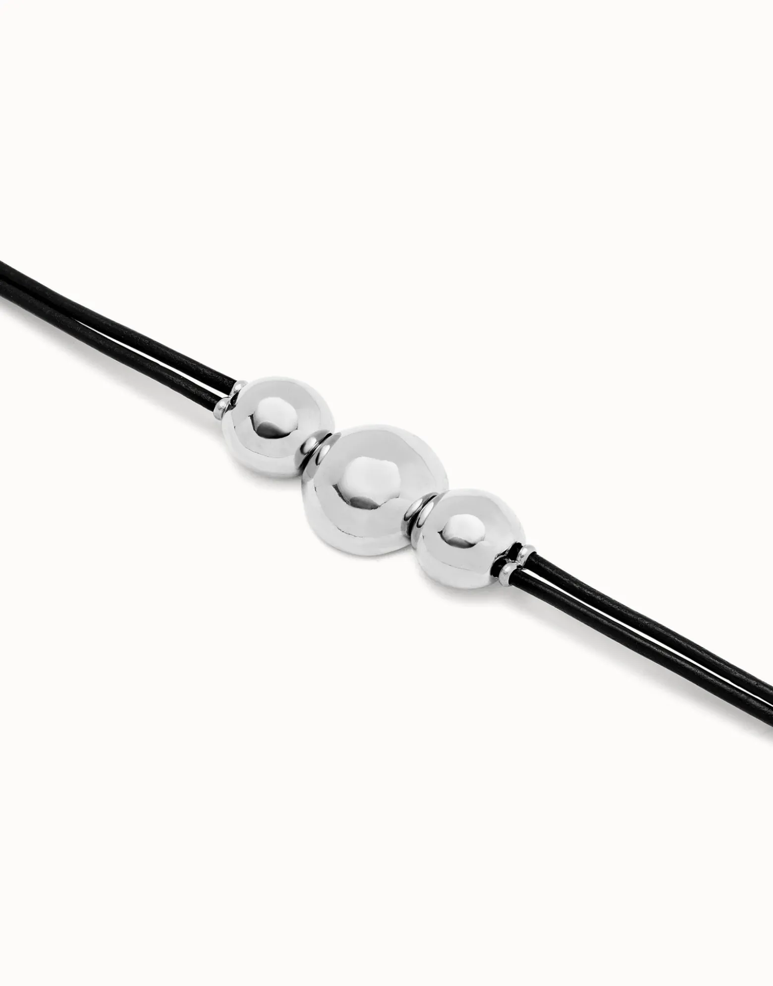 Leather bracelet with three large beads