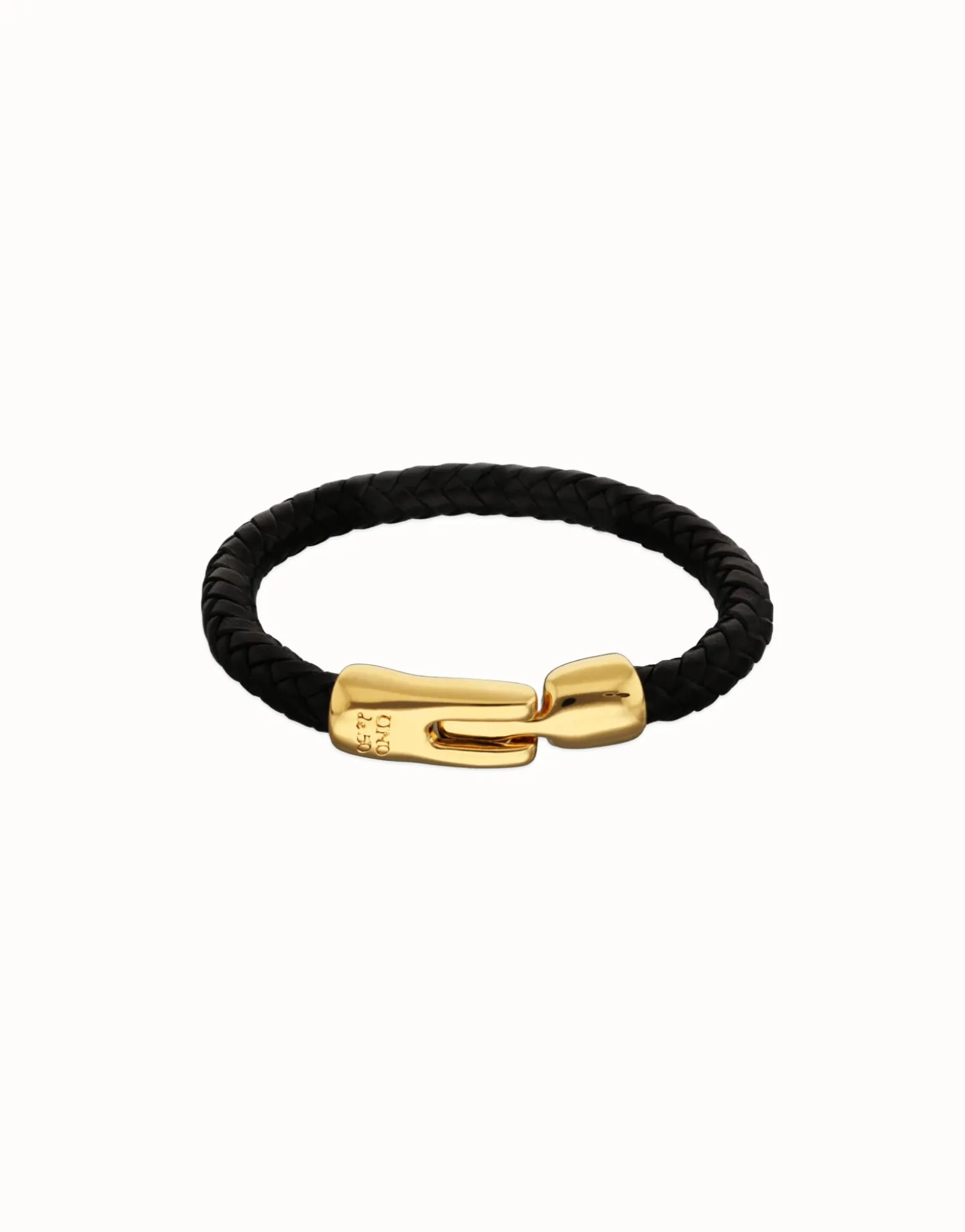 Leather braided bracelet with golden clasp