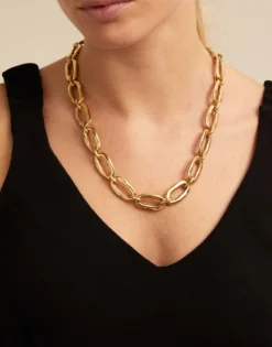 Link chain necklace