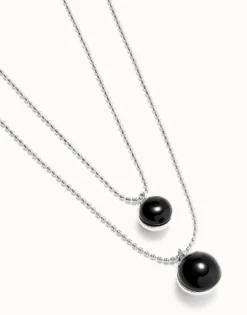 Multi-layer pendant link necklace with black murano glass