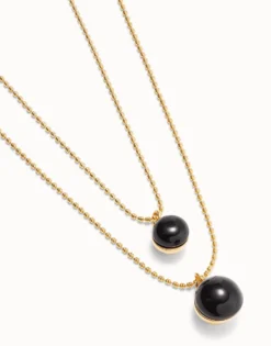 Multi-layer pendant link necklace with black murano glass
