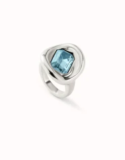 Ring with sky-blue crystal