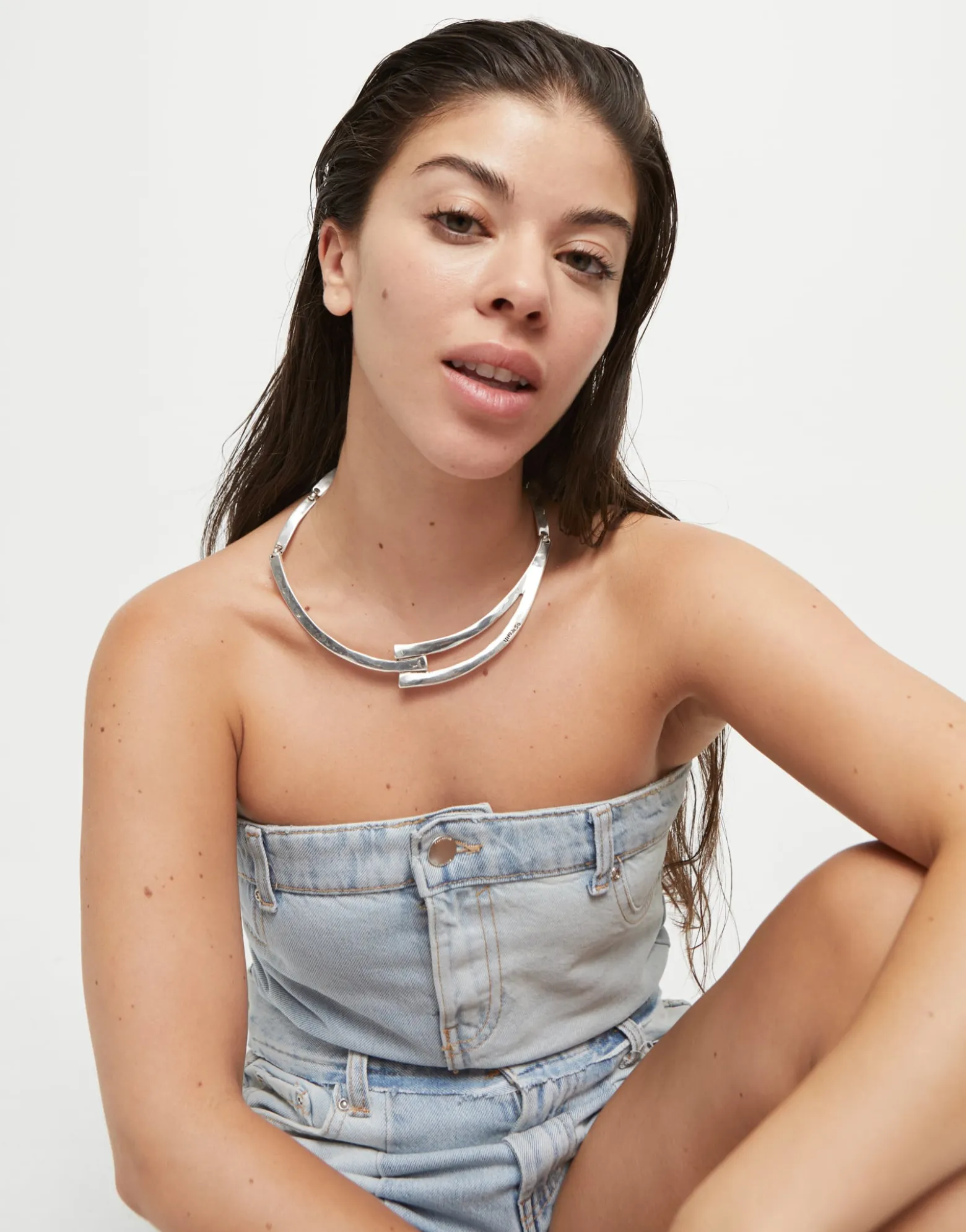 Sculpted Choker Necklace