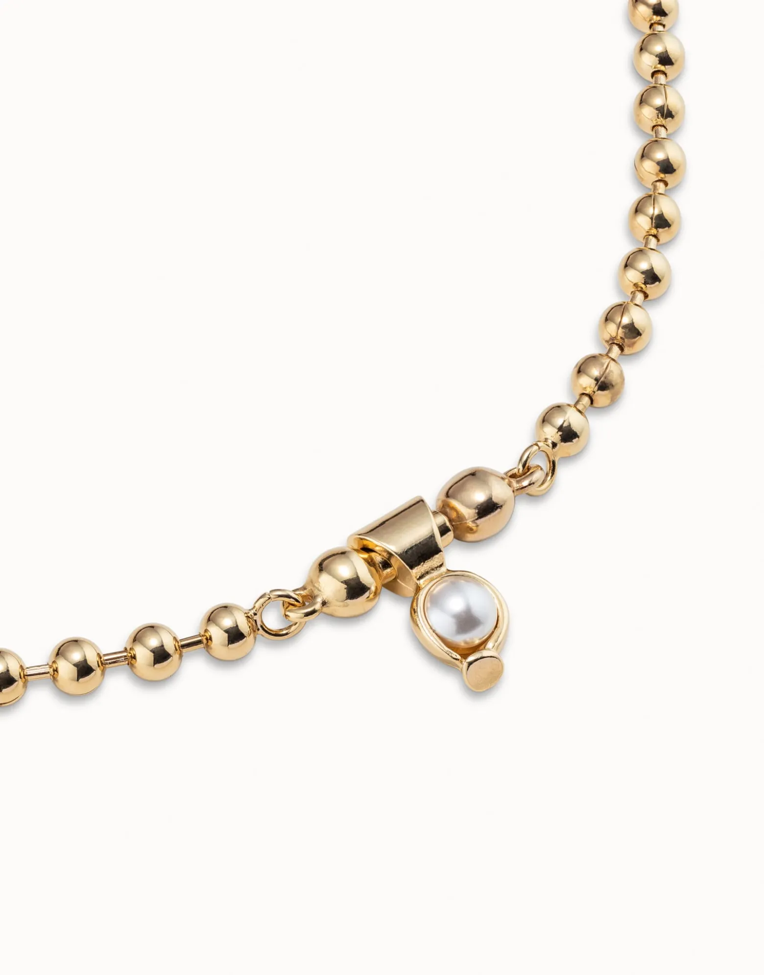 Short beaded chain charm necklace