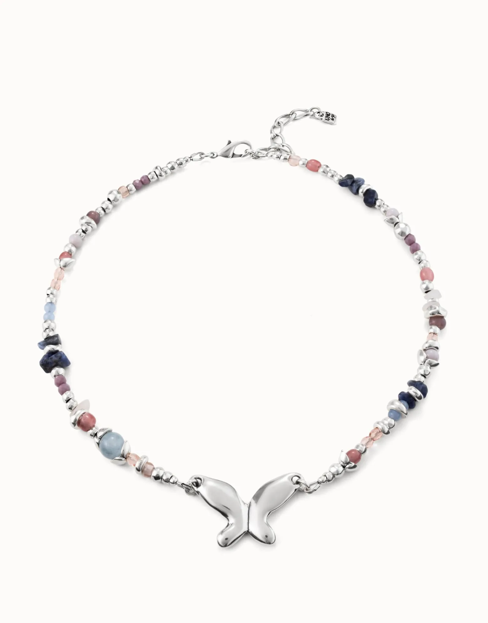 Short beaded necklace with butterfly