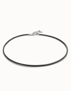 Short leather charm necklace