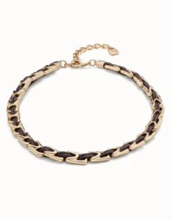 Short leather necklace with links