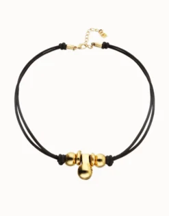 Short leather necklace with three spheres