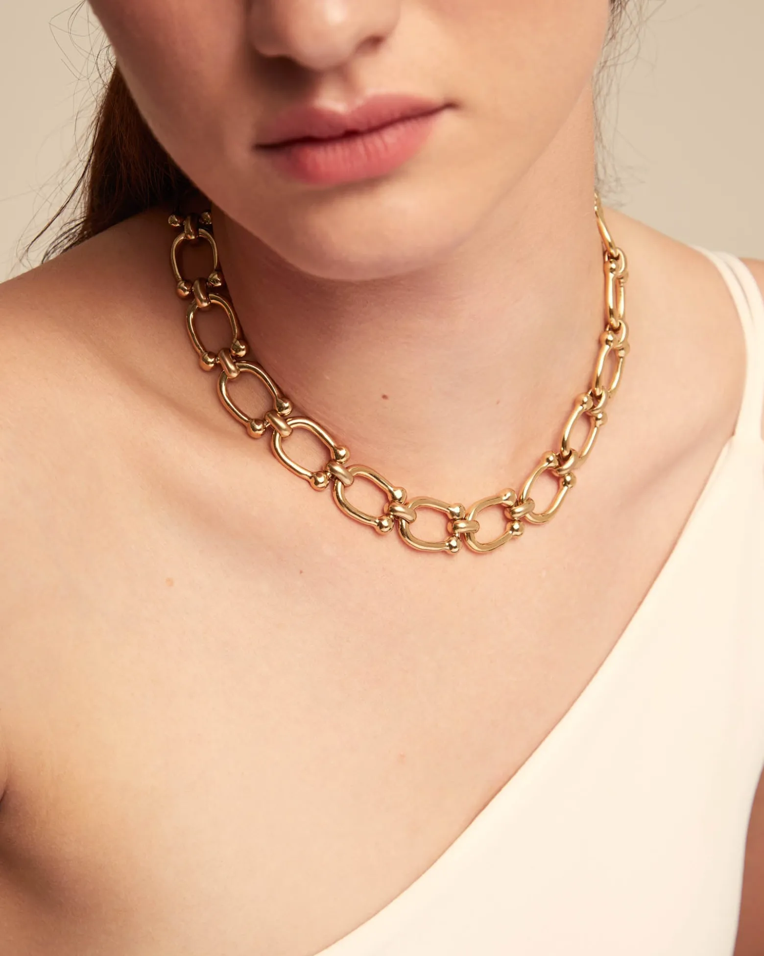 Short link chain necklace