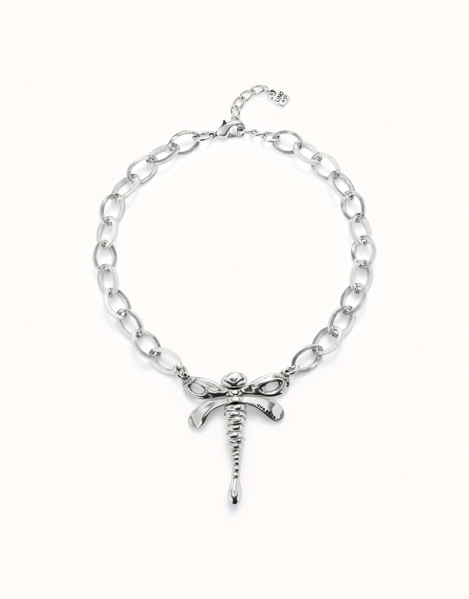 Short link chain necklace with dragonfly