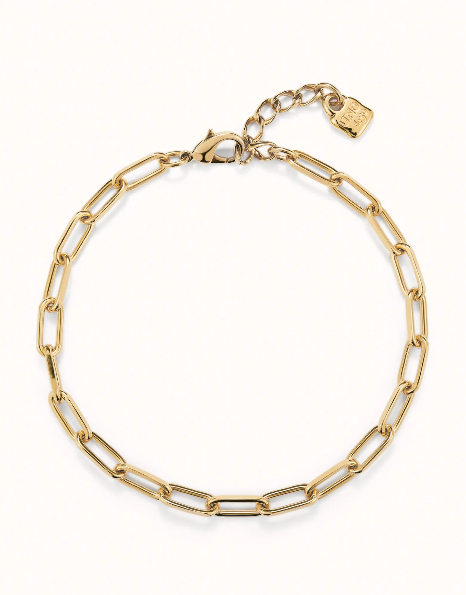 Short oval link chain necklace