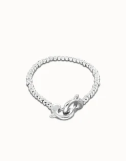 Small beads bracelet with interlocking carabiner