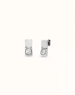 Stud earrings with white crystal