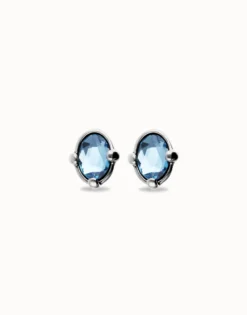 Studs with blue oval faceted crystals